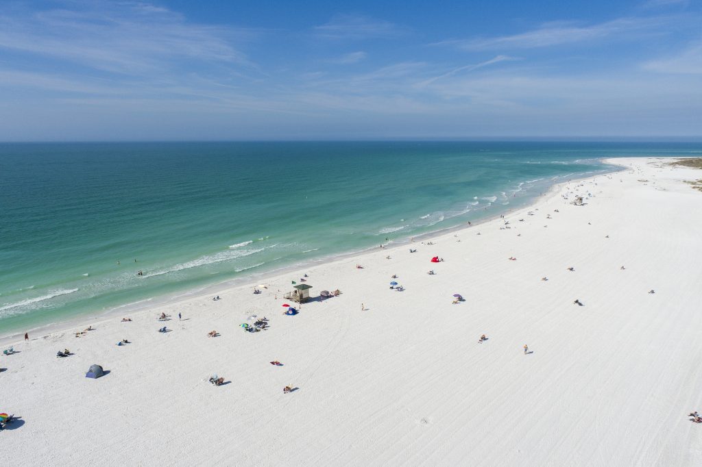 161_S_POLK_DR_LR_008 - FGCVacation Rentals Siesta Beach