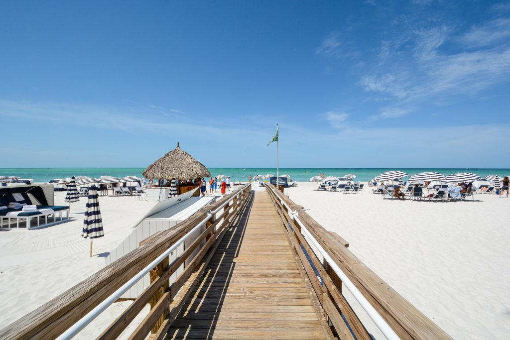 9600 (16)_MLS - FGCVacation Rentals Longboat Key Club Beach